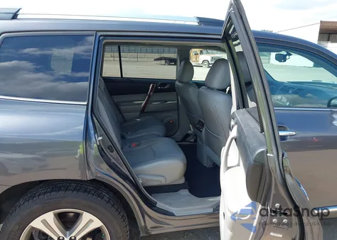 2011 Toyota Highlander Limited V6 z USA, uszkodzony, nr VIN 5TDYK3EH3BS029635